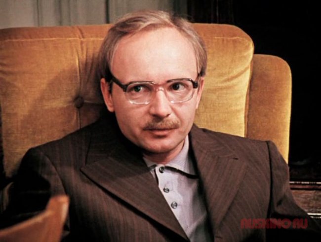 Андрей Мягков - Биографии