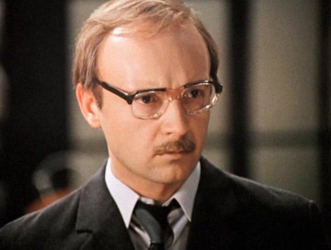 Андрей Мягков - Биографии