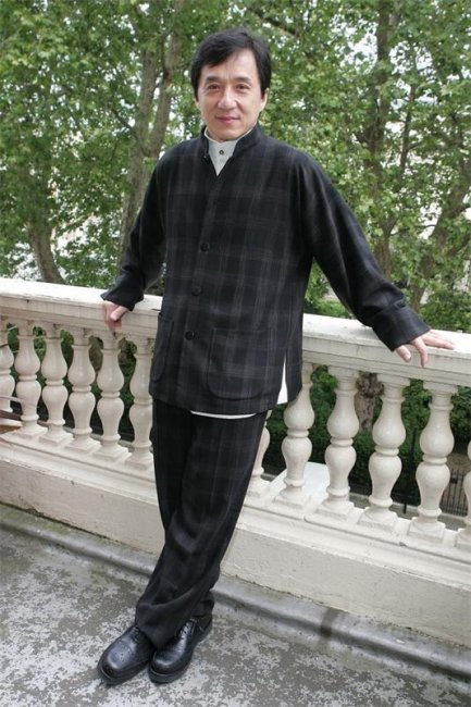 Джеки Чан (Гонконг) - Биографии