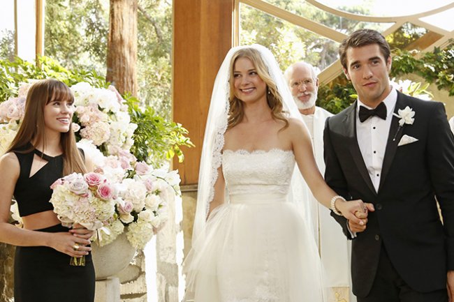 Эмили ВанКэмп - Биография