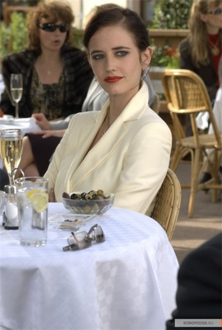 Девушки Бонда - «Казино «Ройаль» в 2006 верной спутницей Бонда становится Ева Грин - Биографии