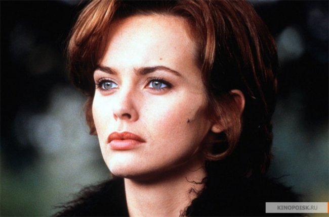 Девушки Бонда - «Золотой глаз» вышел в 1995, подругу Бонда в этой серии играет Изабелла Скорупко - Биографии