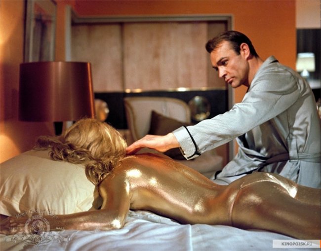 Девушки Бонда -1964г на экраны выходит «Голдфингер», девушкой Бонда становится Ширли Итон - Биографии