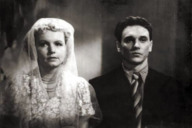 Муза Крепкогорская - Биография