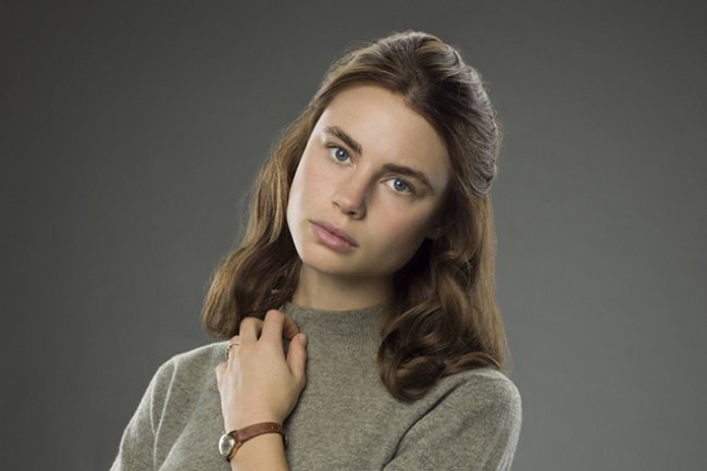 Люси Фрай - Биография