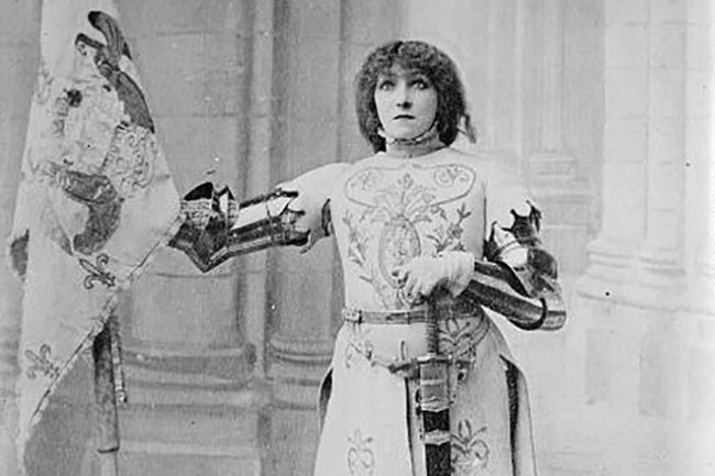 Сара Бернар - Биография