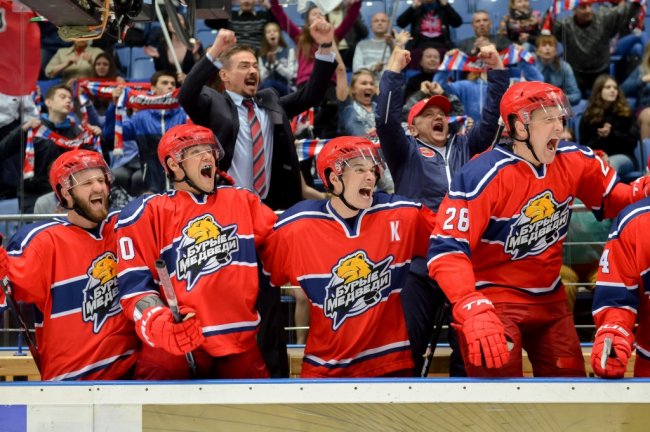 У «Молодежки» начинается взрослая жизнь