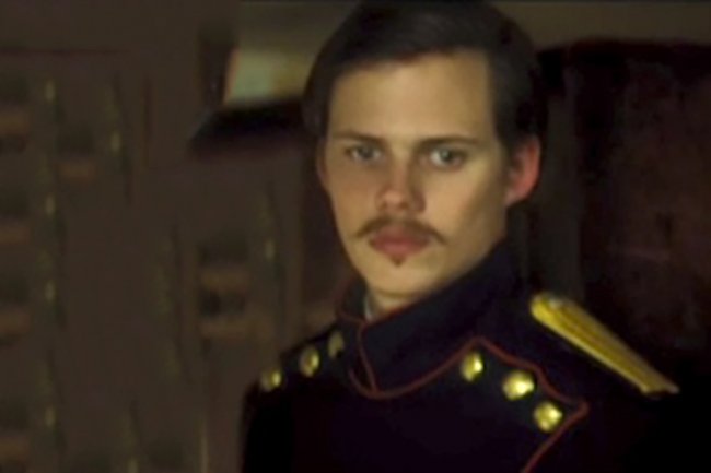 Билл Скарсгард - Биография