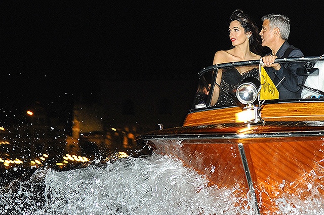 Джордж и Амаль Клуни сходили на свидание в Венеции