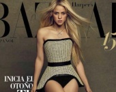 Шакира примеряет модные образы в новом фотосете