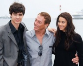 Сына Ван Дамма арестовали за нападение на человека