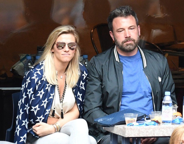 Бен Аффлек сходил на свидание с новой пассией