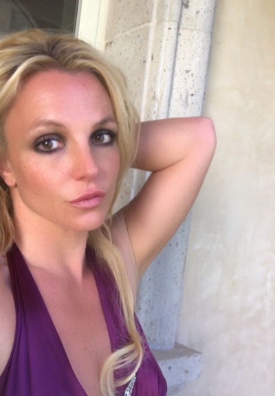 Бритни Спирс расстроила фанатов новыми фото Бритни Спирс расстроила фанатов новыми фото