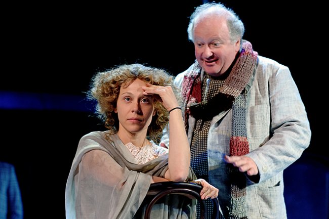 Анна Дубровская - Биография