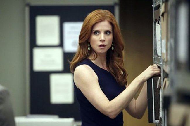 Сара Рафферти - Биография