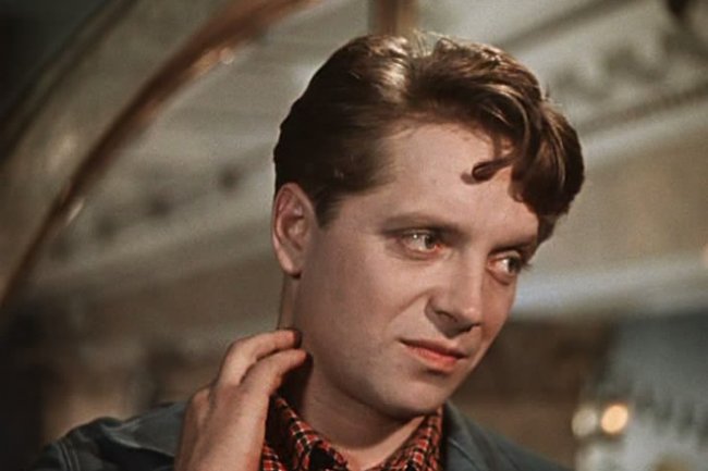 Юрий Белов - Биография