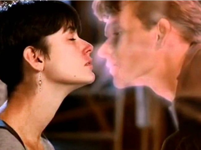 5 лучших фильмов (и новый мюзикл) о любви, над которой не властно время - Новости кино.