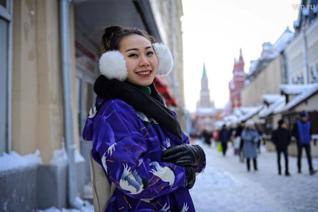 Ян Гэ - Биография