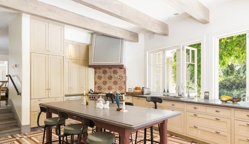 Кэти Перри продает свой дом в Лос-Анджелесе