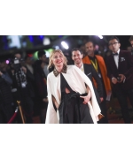 MIPCOM 2017: Главные события рынка в фотографиях