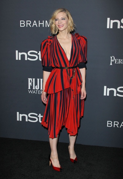 Кейт Бланшетт продемонстрировала яркий и стильный образ Кейт Бланшетт продемонстрировала яркий и стильный образ