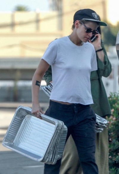 Кристен Стюарт "поработала" волонтером