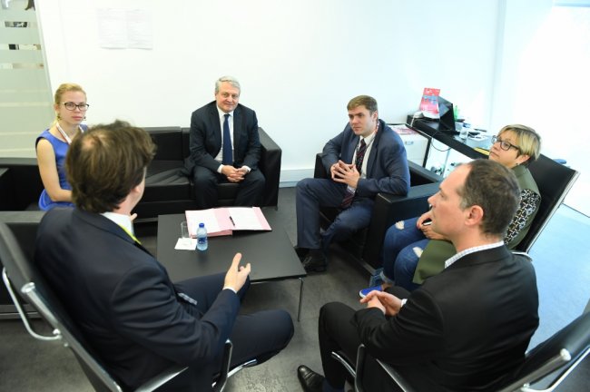 MIPCOM 2017: Российский экспортный центр и Reed Midem подписали соглашение о партнерстве