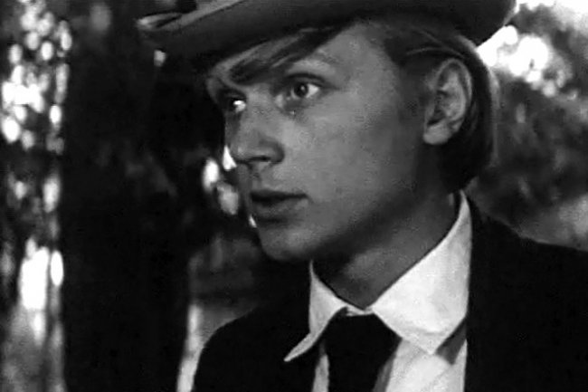 Александр Мартынов - Биография