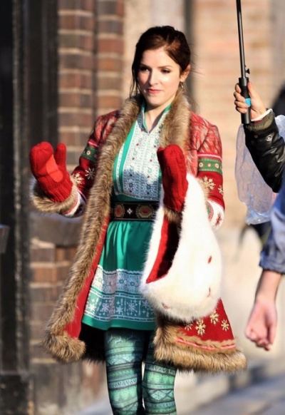 Анна Кендрик на съемках своего нового фильма