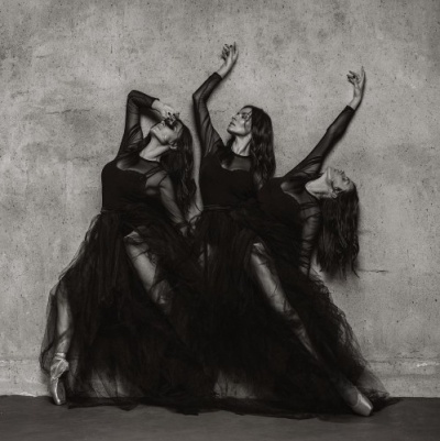 Надежда Мейхер покорила чувственной фотосессией