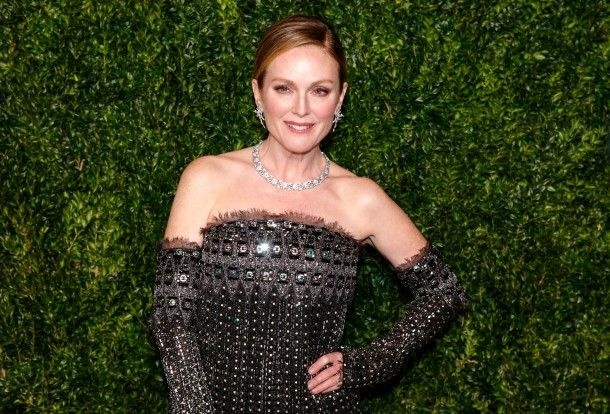 Джулианна Мур очаровала своей красотой
