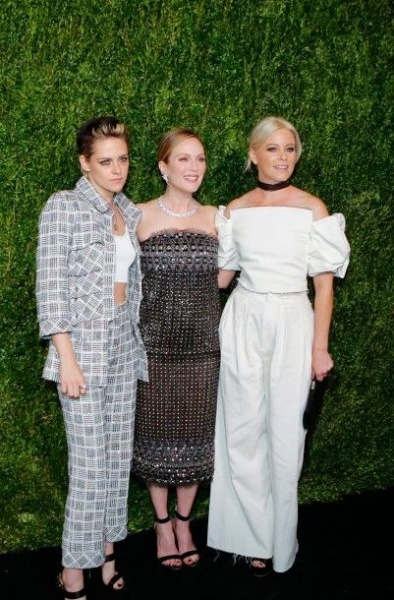 Джулианна Мур очаровала своей красотой