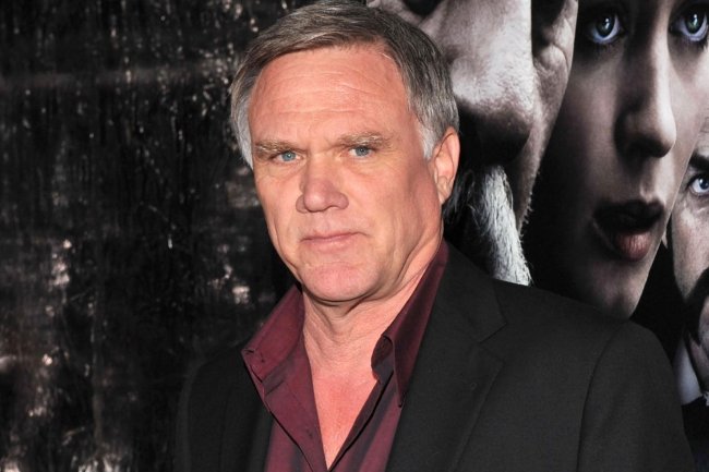 Покидая Нарнию