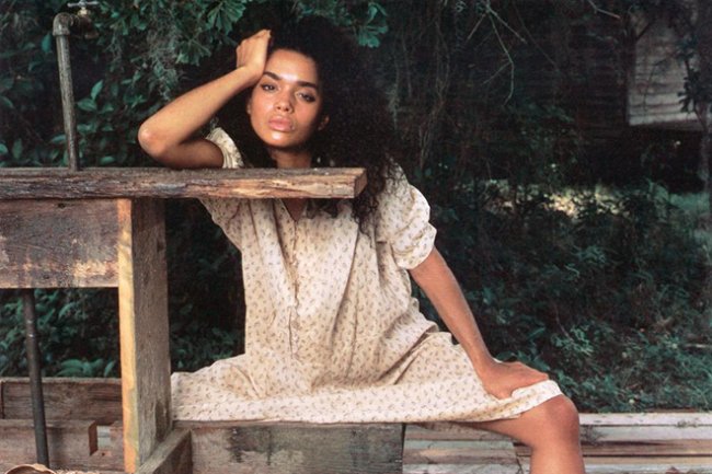 Лиза Боне - Биография