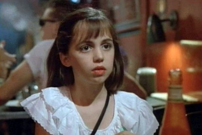 Элиза Душку - Биография