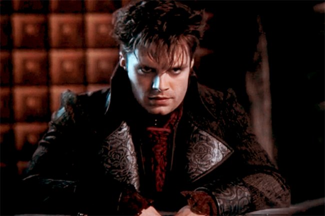 Себастьян Стэн - Биография