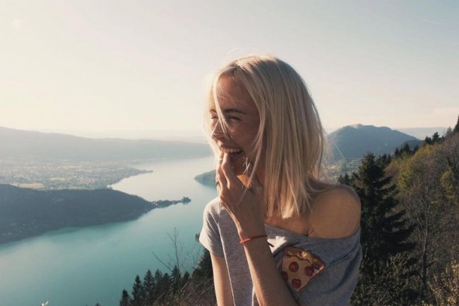 Мирослава Карпович восхищает своей красотой