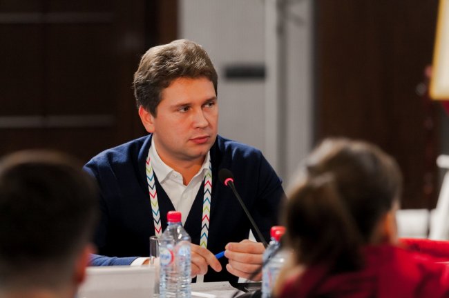 На «Ленфильме» обсудили региональное кино и развитие проката документалистики