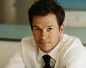 Скандал с гонорарами Марка Уолберга и Мишель Уильямс продолжается