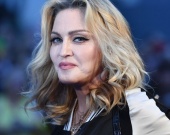 Мадонна опубликовала "голый" снимок в Instagram