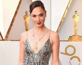 Галь Гадот появилась на обложке престижного издания